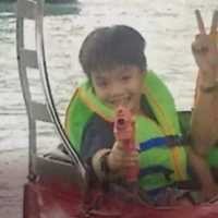 nhỏ này bị khùng