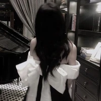 Hoàng Khánh Linh [Mẹ em]