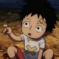 Monkey D. Luffy ( hồi bé )