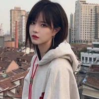 Bách Hân Dư - Bạch