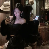 Phạm Huyền Nhung( Mẹ Duy)