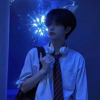 Tùng Anh - bạn cùng phòng của 🐰