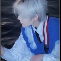 Hoàng(ba của captain,bray)