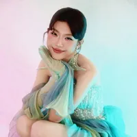 Nguyễn Lê Diễm Hằng lamoon