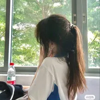 Tần Nhã Kỳ