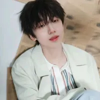 nhiếp Vĩ Thần