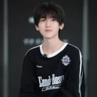 Tả Kỳ Hàm (bạn em)