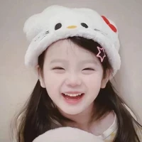 Hoàng Lê Bảo Nhi - Sữa