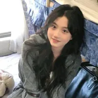 Trần Gia Di- chị