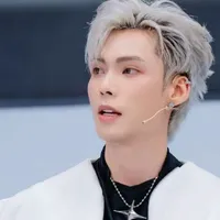 Nguyễn Hoàng Bách