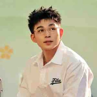 Jun Phạm