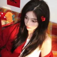 Vương Dịch( Cô)