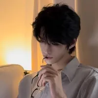 Đinh Vũ Lăng【Bạn anh】