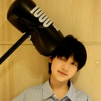 Ngụy Tử Thần /Apple/