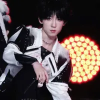 Dương Bác Vân_anh