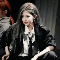 Vương Dịch-em cô