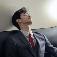 LƯU GIA KHẢI ( bố a )