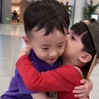 Tg cu te phô mai que