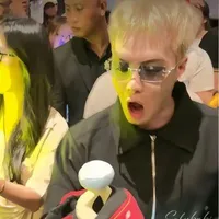 mọi người (- ai đó)