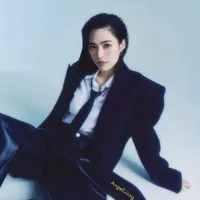Lingling Kwong