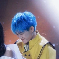 Nhỏ tác giả nè