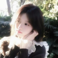 Hoàng Thùy Thảo-mẹ trang họ hoàng