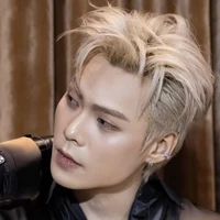 𝘕𝘨𝘶𝘺𝘦̂̃𝘯 𝘏𝘰𝘢̀𝘯𝘨 𝘉𝘢́𝘤𝘩