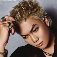 𝘛𝘳𝘢̂̀𝘯 𝘛𝘢̂́𝘵 𝘝𝘶̃