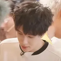 𝘓𝘦̂ 𝘘𝘶𝘢𝘯𝘨 𝘏𝘶𝘺