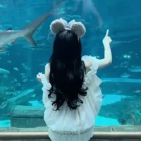 cúc hà anh