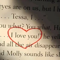 Bồn chồn bóp lồn em