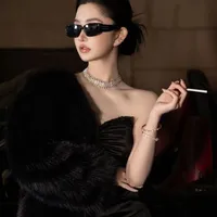 Lưu Ý Linh (mẹ anh)