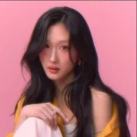 Atom Pariya Piyapanopas(nàng)