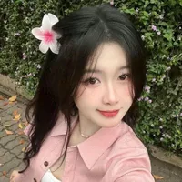 Hồng Chi Ái - thanh mai trúc mã của anh