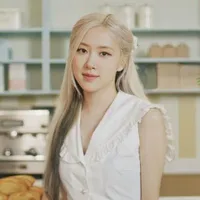 Park Chaeyoung - Cô