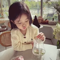 Nguyễn Gia Linh (nu9 lúc còn nhỏ)