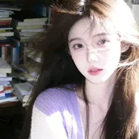 HẠ BÁCH YÊN(bạn thân nu9)