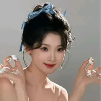 HOÀNG DƯƠNG VY