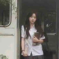 Nguyễn Tú Linh ( Ru )