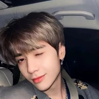 Lê Quang Hùng- phone