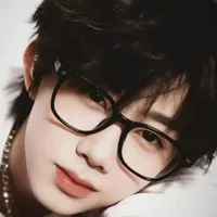 Soái Ca Của Nhóm_Trần Dịch Hằng