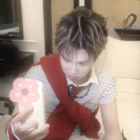 Hoàng Đức Duy - Bông