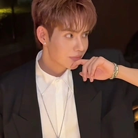 PĐNH|Phan Đức Nhật Hoàng (Dillan)