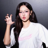 TranHoangPhuongLan//Yeolan