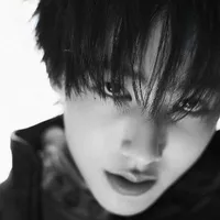 Eom Sung - Hyun