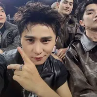 Sơn. k