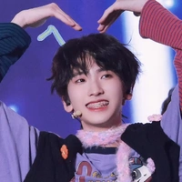 Tả Kỳ Hàm_cậu