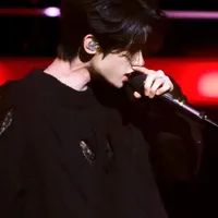 Trương Tuấn Hào _ hắn²