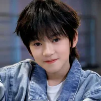 Trí Ân Hàm - cậu