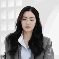 Lingling Kwong (cô)